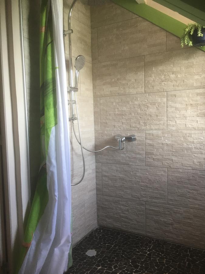 Gites La Nantillaise Bouillante Exteriör bild