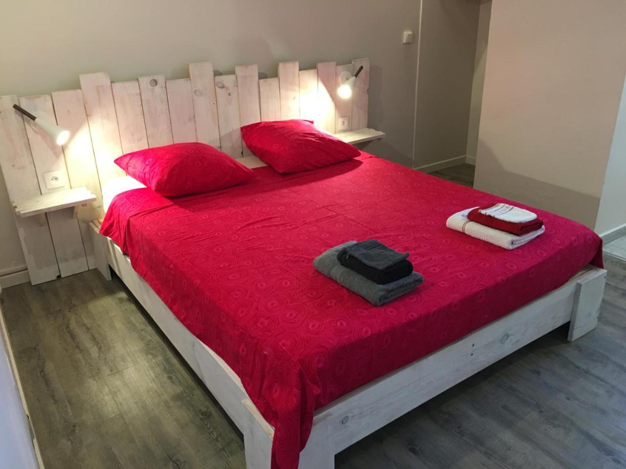 Gites La Nantillaise Bouillante Exteriör bild